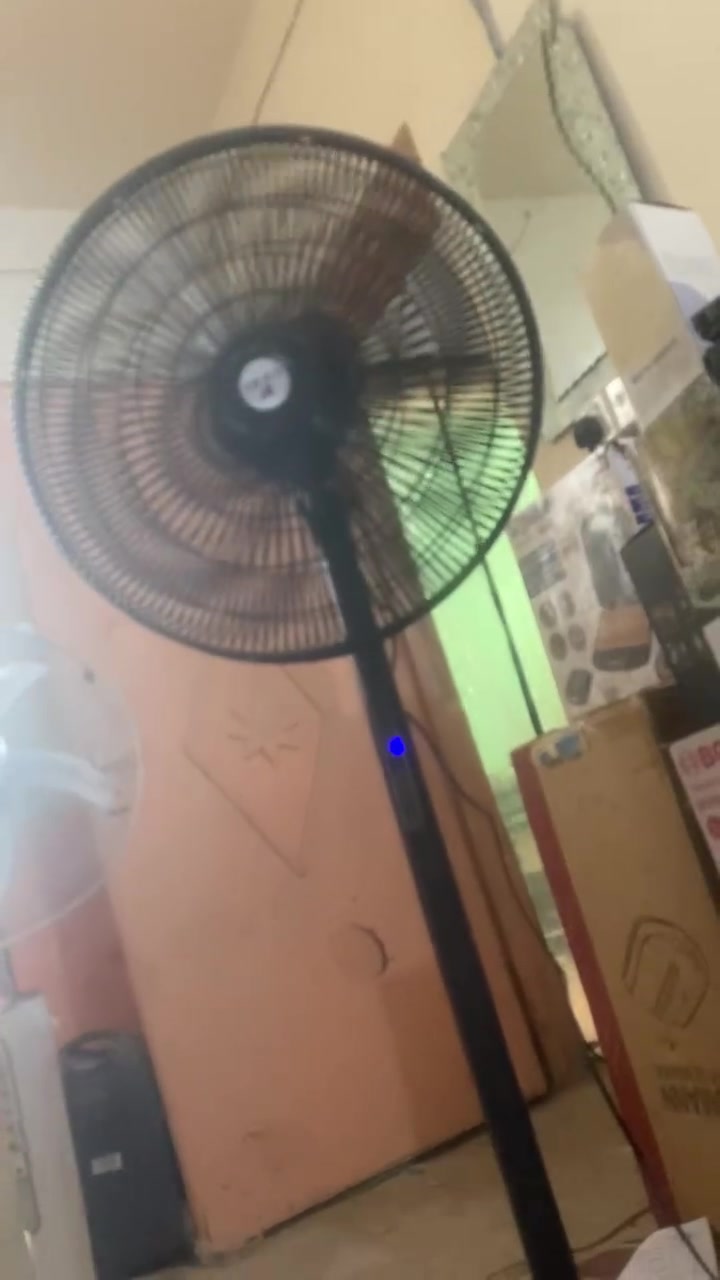 صباح الخير يوجد الدينا جهازه كهربائيه منزليه بسعر مناسب بيكم خير ودلو العنوان السده الهنديه حي البكر مجاور أسواق ابو عباس هاتف ***********
