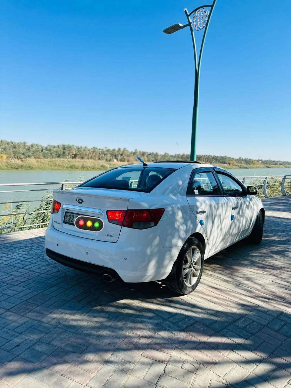 للبيع كيا سيراتو 2012 خليجي رقم أربيل  بأسمنه تحويل مباشر سنويه لل ٢٧
فول مواصفات عدا بصمه 
فتحه 
شاشه اندرويد 
حساس خلفي +كامره 
تحكم ستيرن جهتين 
يدات نيكل 
تخم تاير +ويل كب 
كيج ليزري 
محرك 1600بلادي 
صدر جديد 
اشاير مري +مري شفط 
السياره مقفوله من صبغ وسونار مرفق مع صور 
السعر 117 وبيها مجال 
للتواصل ***********
مكان السياره الأنبار قضاء هيت
