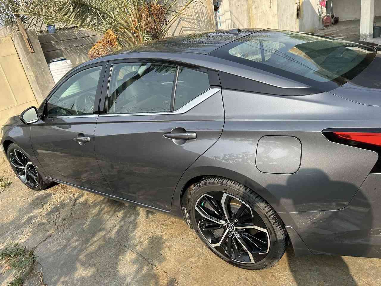 التما 24  اس ار  ضررها بسيط بدون دواخل بدون ايرباك زيرو رقم كاتي السعر 165 وبيها مجال قليل المكان ديالى بعقوبة 
‭0773 738 1764‬
