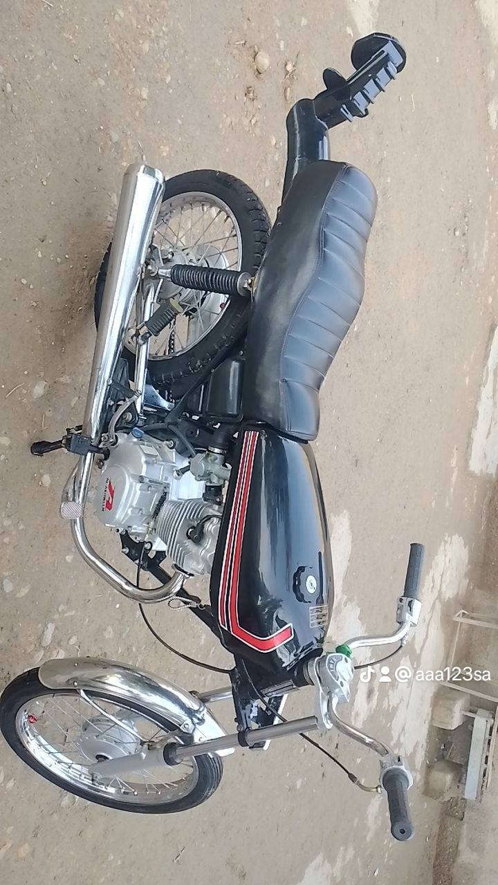 سلام عليكم هاي الحلوه للبيع  موديل 23اوراق نامه  الدراجه ماعوزها برغي سعر 650اوبيهامجال بسيط مكاني كوت  ***********
