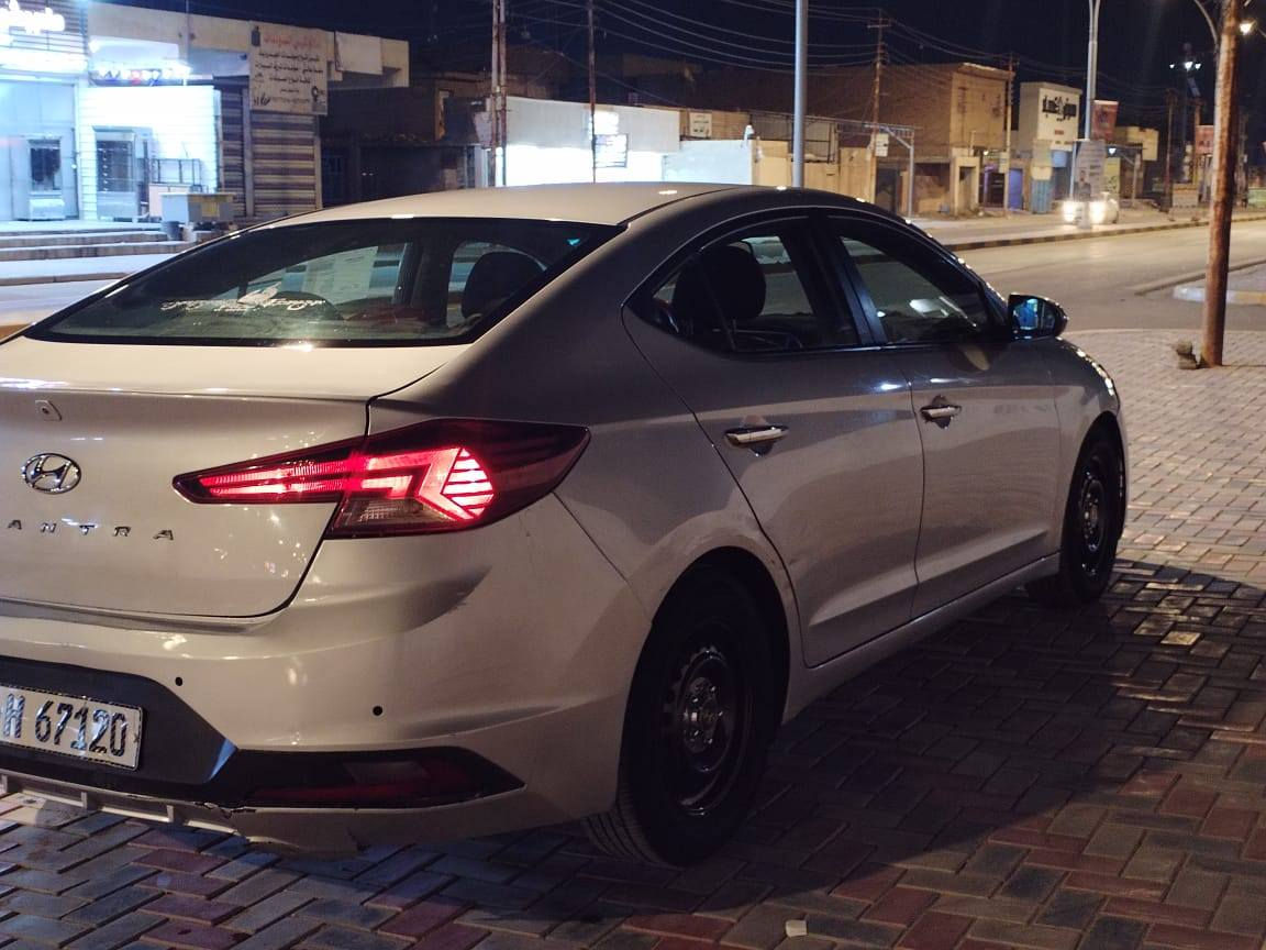 النترا 2019 سياره حلوه نضيفه بيهه فقط بارد بسيط جاملغ الايمن والباقي كفاله محرك كير حداديه سياره رقم بغداد باسمنه السعر 130 مكان السياره بغداد باقي تفاصيل الاتصال ***********
