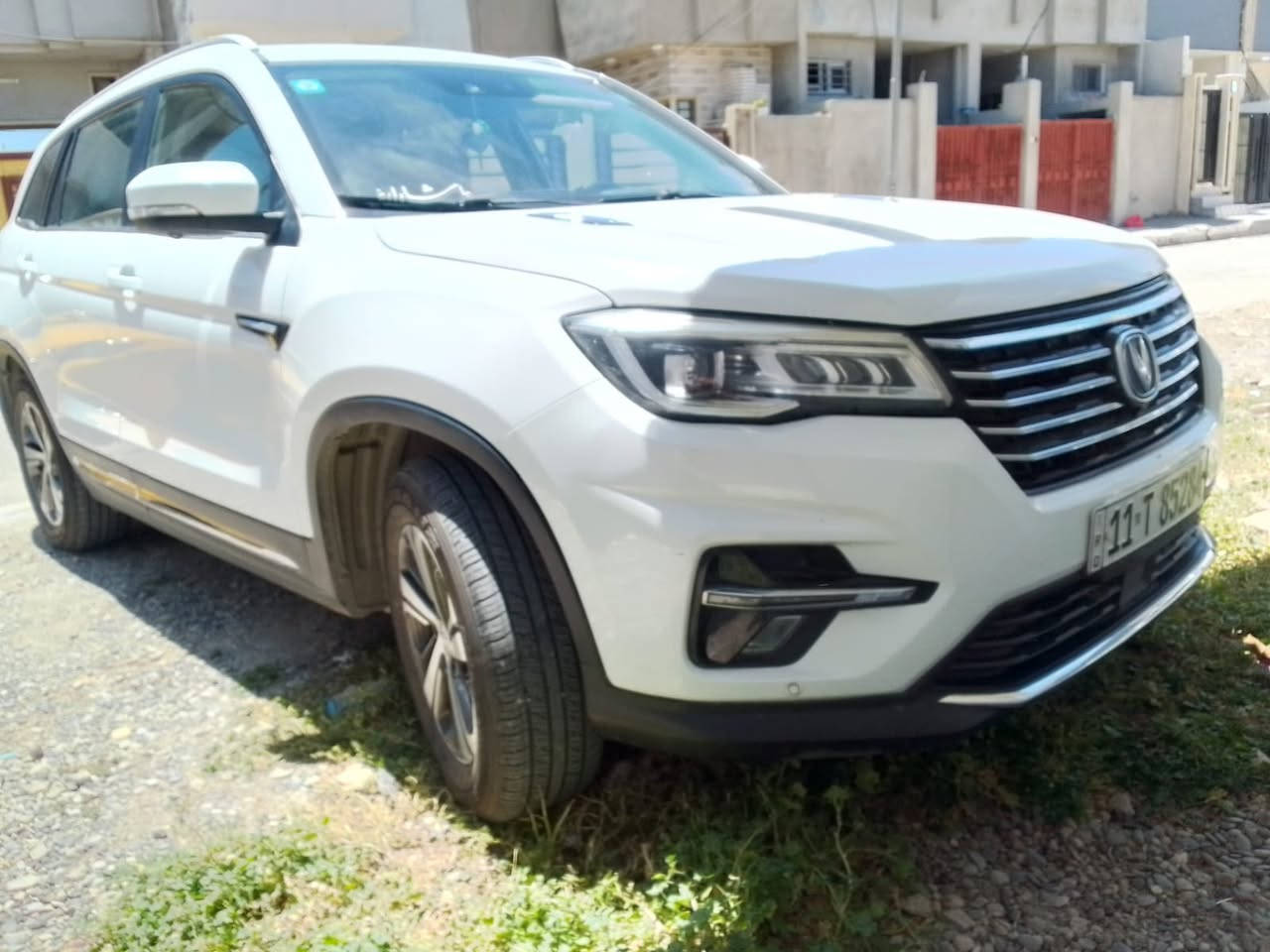 شانجان موديل 2019 كلين رقم بغداد فول مواصفات مري شفط حساسات جانبيا اماميا خلفيا كامرات جانبيا خلفيا دوار بصما محرك 4 سلندر توربو 4ويل سايد بريك دكما السياره جديده بدون اي ضرر سعر 135وبيهه مجال

***********
