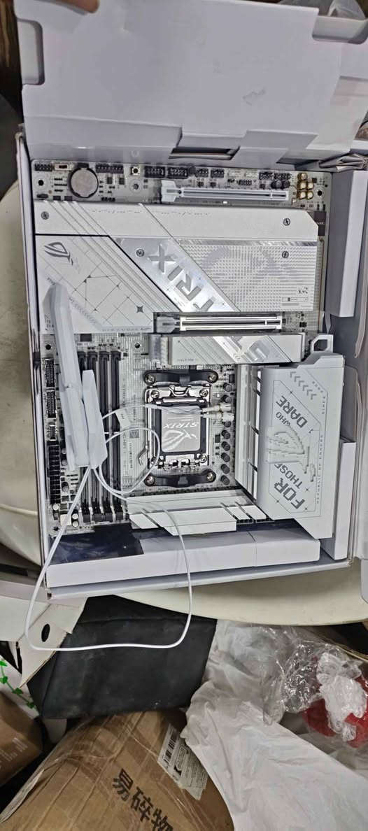 مذربورد جديد مكسورة بنات بل بورد  السعر 125 الف
متوفر توصيل لجميع المحافظات الزبير, البصرة


**إذا كنت صاحب هذا الإعلان وتريد حذفه لأي سبب، رجاءا أرسل رسالة إلى الدعم الفني**