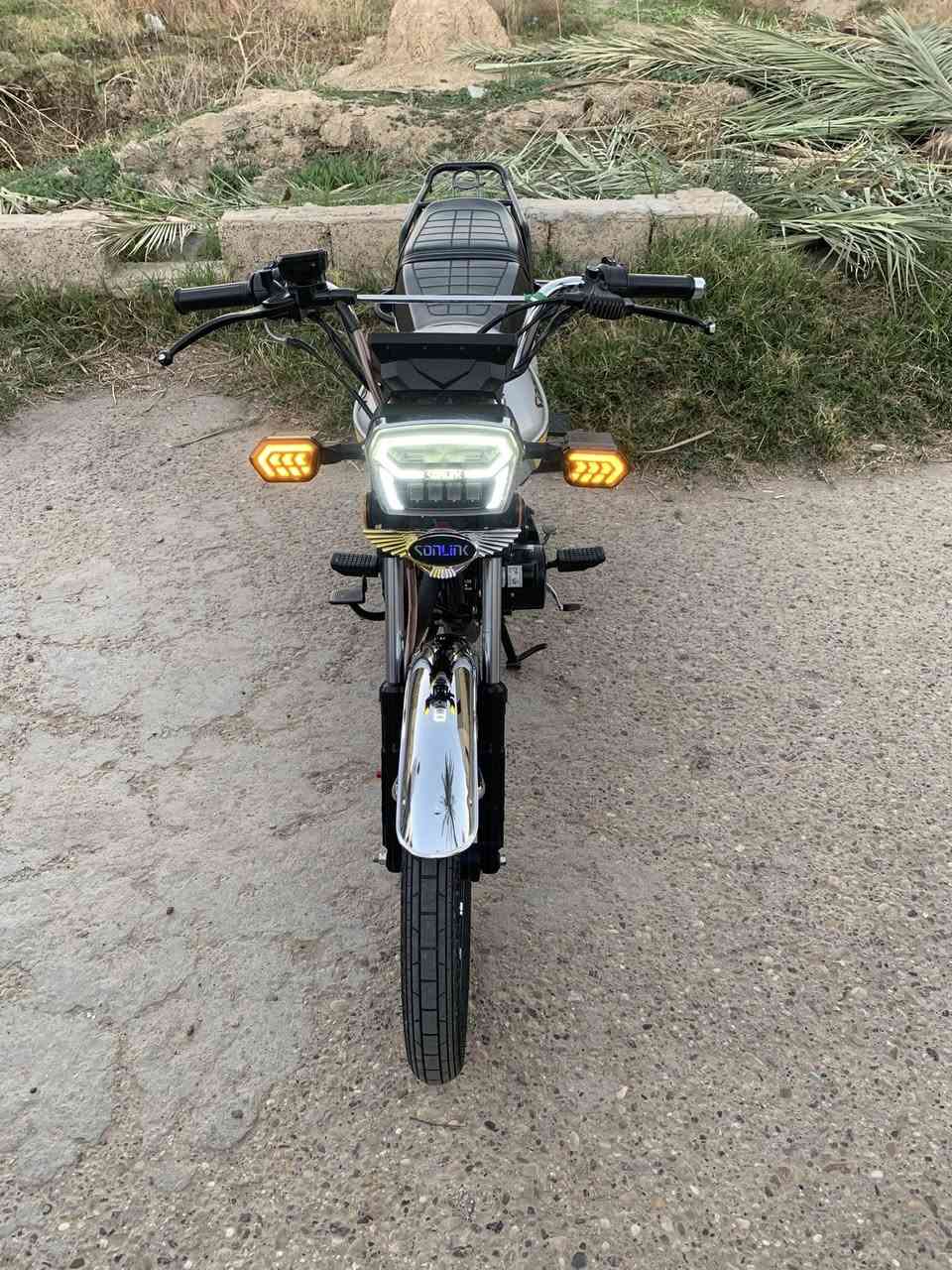 سلام عليكم
للبيع سولنك موديل 25بعده زيرو محرك 200☠️مكان جزيره خالديه سعر 925وبي مجال ***********
