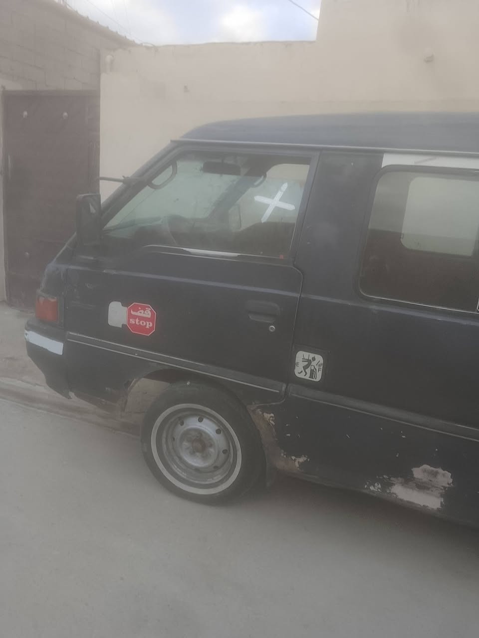 سلام عليكم هوندا موديل 92
سنويه عضم عاج 11ركاب مكينه خير من الله 
كير هم رقم لماني بغداد مكان بغداد حسينية معامل 
سعرها 18ورقه رقم الهاتف***********
