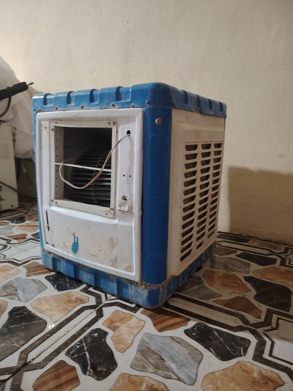 دووموبەریدەی بێ عەیب زۆر پاکن            ‌                                  موبەریدەی دوونیو زۆرپاکە کامل دووسورعە بێ عەیب نرخی 60هەزار و مامەڵە
موبەریدەی بچوک دوو سورعە زۆر پاکە هیچ کێشەی نیە نرخی 25هەزار و مامەڵە هەردووکی پووشی لەگەڵە 
شوێن: سمود ***********
دووموبەریدەی بێ عەیب زۆر پاکن            ‌                                  موبەریدەی دوونیو زۆرپاکە کامل دووسورعە بێ عەیب نرخی 60هەزار و مامەڵە
