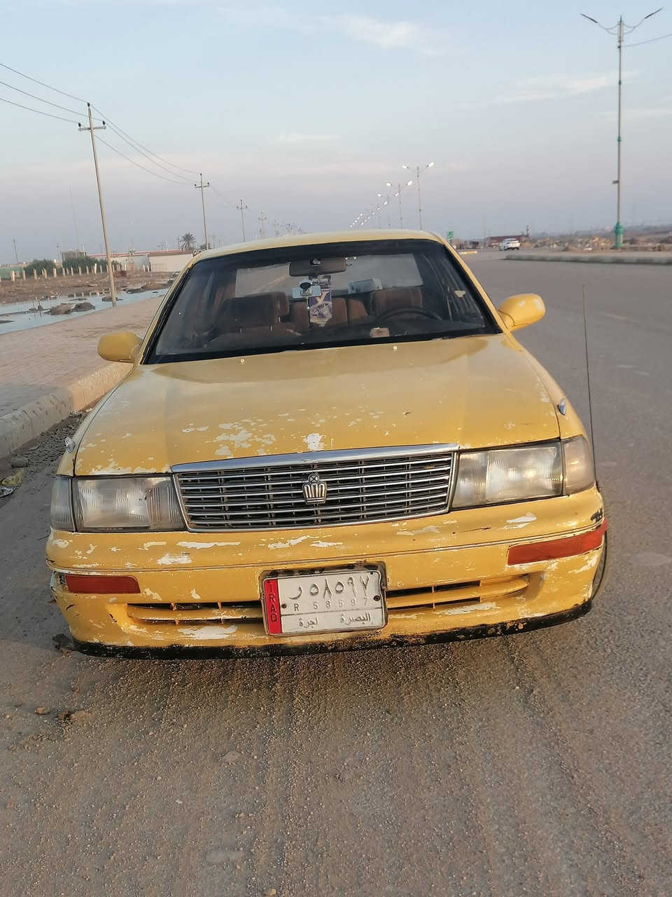 سلام عليكم بطه للبيع لون اصفر مكفول من الكص والنقل والعيب الشرعي بيه ضربه بلجاملغ الخلفي سياره نعمه من الله دواخل جدامك مكينه جدامك لاتبخير ولاتنقيص تبريد شغال تدفئه شغاله سياره مال جناي وعلى ايدي رقم بصره راعيها مكانه بصره بيه وكاله خاصه موجوده عندي هيئه وغرامه مصفره سعر ٣٩ بيه مجال للطيبين مكان سماوه قضاءالخضر واتساب *********** اتصال
