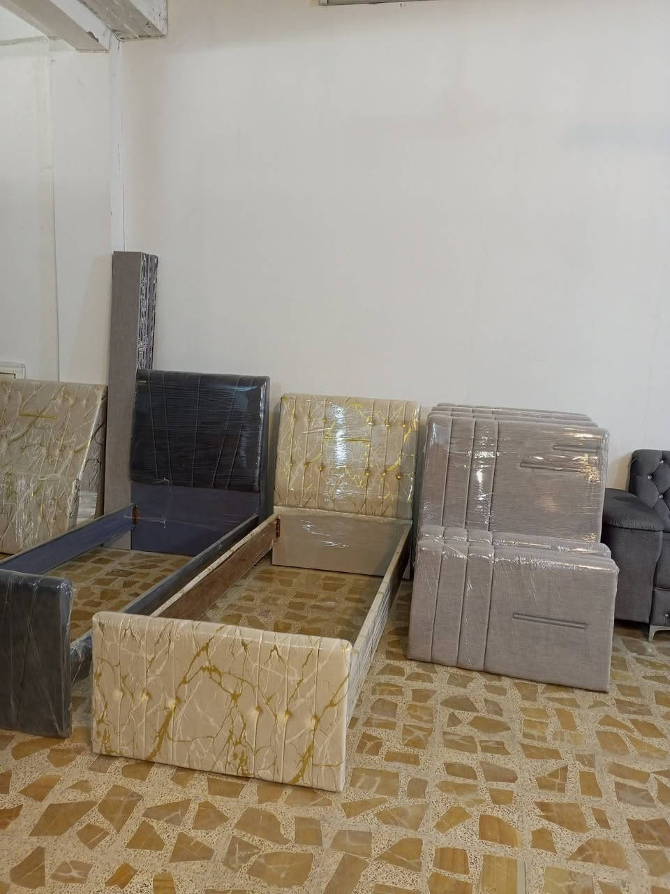 اتخوت فصل جديد الضمان مفتوح للبيع *********** السعر علخاص
