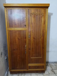 للبيع كنتور 2 ابواب نضيف جدآ السعر 140 الف ومجاله بسيط مكاني الامين ال...