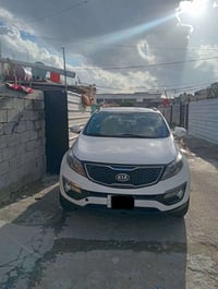 للبيع سبورتج مديل 2012 خليجي رقم التلفون 07712259739