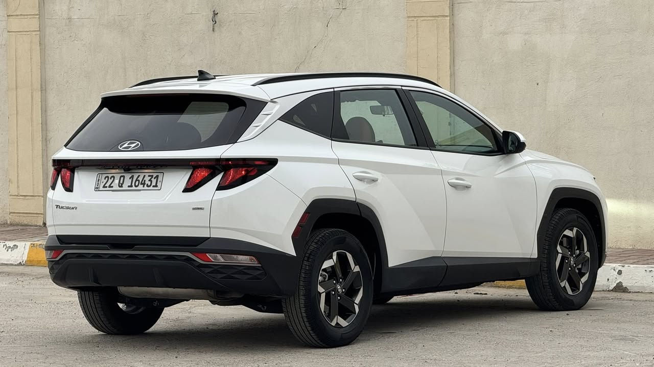 السلام عليكم 
توكسان 2024  وارد امريكي رقم اربيل بأسم شركة وكالة او تحويل مضمون صور الحادث مرفقة  

 المواصفات : بصمة / كشن كهرباء / شاشة كبيرة / هندبريك دكمة / مود درايف / اوتو ستوب / جنطه كهرباء / محرك 2500 GDI / تدفئة بالكشنات /  مانع انحدار / تبريد قطعتين / رادارت / رادار نقطة عمياء / تشغيل عن بعد / شاحن وايرليس / كشنات جلد

مكاني الكاظمية
للاستفسار راسلني عالواتساب او اتصل: ***********

لمشاهدة جميع سياراتي تابع قناة الواتساب : https://whatsapp.com/channel/0029Val2nxV9xVJh9vgVvB39  

لمشاهدة جميع سياراتي وكل السيارات الجديدة تابع صفحة الفيسبوك :  https://www.facebook.com/share/1ABkBcuTbm/
