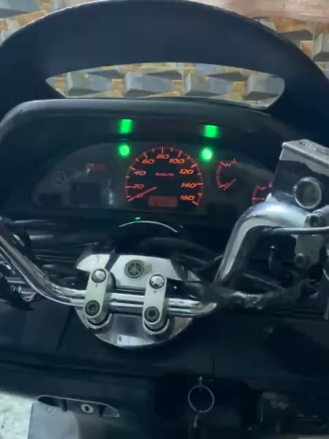 دراجه ماجسته 160 دراجه حلوه ونظيفه قشر كامل نظيف الدراجه غسلتها نقعد الباتري شحنه وما تشتغل الدراجه بمكان مدينه الصدر بغداد قطاع 47 سعر دراجه 375 وبيها مجال رقم التليفون ***********
