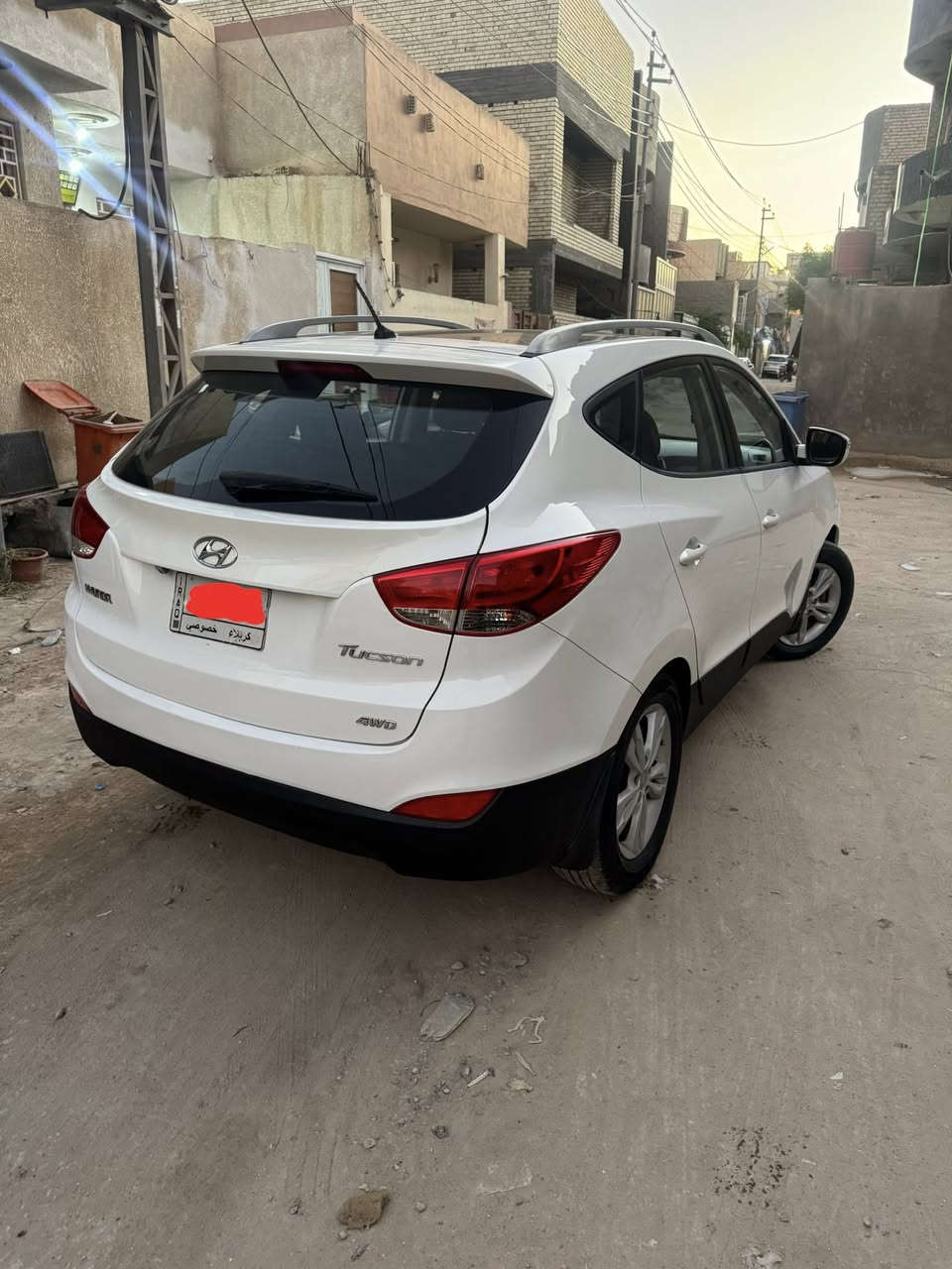 سلام عليكم توسان 2014 خليجيه
بيها صبغ جاملغ او بنيد اثر شخوط سياره على وضع الشركه مالشيه 120 كيلو فول السياره عده البصمه وكشنات كهرباء رقم كربلاء باسمي 
مكاني كربلاء 149$
***********
