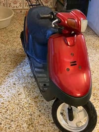 عندي دراجه للبيع مكفوله من كولشي السعر 200 رقمي 07811943191