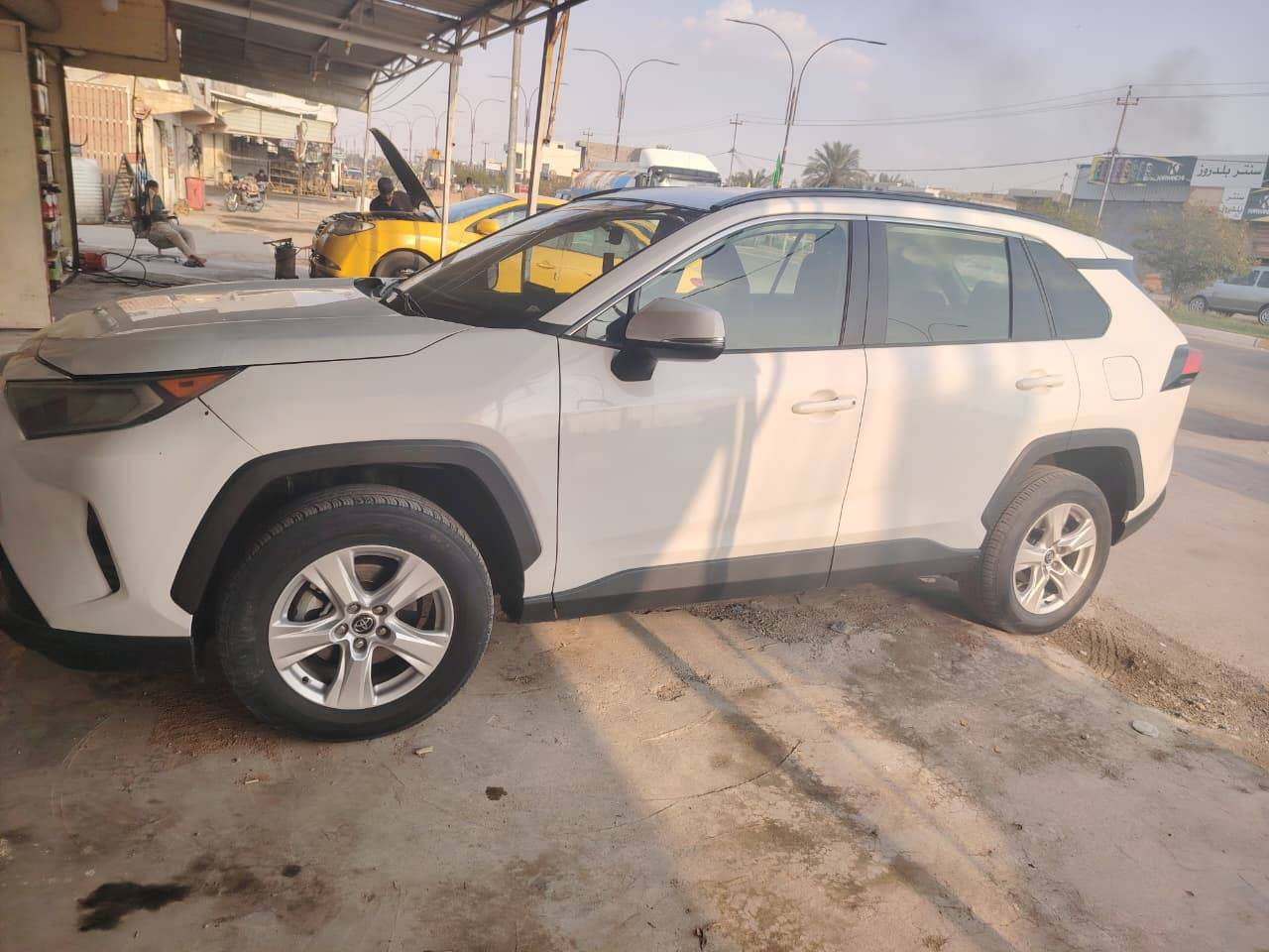 سياره وارد أمريكي
موديل ٢٠٢٠ بغداد بااسمي
ضرر خفيف جامرلغ
ماشيه ١٢٧ كيلو متر
بصمه فول فقط فتحه سقف مابيه مكلف بلنشر
غير متواجد على الفيس التواصل على 
هذا الرقم  فقط ***********
