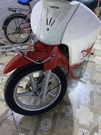 سرفيس للبيع بحالة ممتازة كير محرك جيد جدا تايرات جدد دشبول شغال وكامل ...