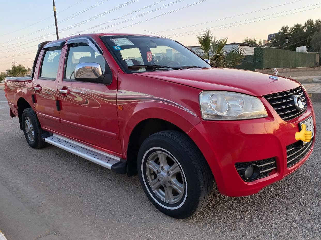 السلام عليكم للبيع فقط بدون مراوس بيكم كريت ويل 2013 مكفوله من ضربه وتبديل بيها رش بنيد اثر جراد فقط محرك كير اكسل ممتاز تخم تاير جديد تبريد تدفئه كهربائيات كله شغال سنتر لوك رقم قادسيه دولي باسمي هزه جديده تحويل بالرمادي مشروع وطني 
مكان السياره بالرمادي 
السعر 67 بي مجال بسيط 
***********
