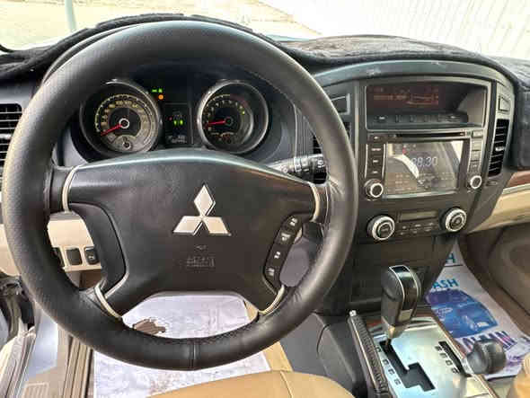 متسوبيشي باجيرو 2008 خليجي
فووول مواصفات
رقم بغداد الجديد باسمي و هزه
جديده
سياره جاهزه بدون نقص حداديه جديده دهون و فلاتر كلها جديد
تبريد ثلج
بدون صبغ بدون حادث خليجي
ماشيه 102
مواصفات
فتحه سقف سلايد
كشنات جلد بلادي
كشنات كهربا عدد ؟
حساسات خلفيه
٧ راكب
٦ ايرباك حتى بالكشنات و التكم
ثلاجه بالجكمجه
لايت زينون عالي و ناصي بلادي
دفع رباعي
دواخل صاجات ملكي
المري شفط و اناره ترحيبيه شاشه ديفيدي و كامره اصليه
محرك V6 3000 المرغوب
sulei u
محدث ٢٠
السعر 13.200$ يعني دفتر و ثنين و ثلاثين ورقه
***********
***********
