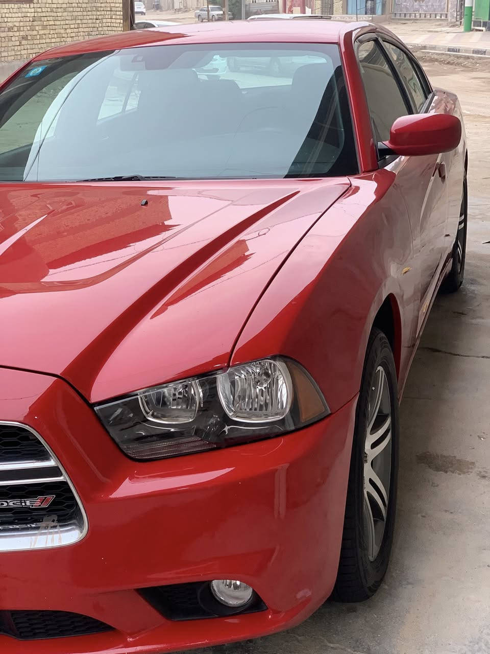 سلام عليكم مايعجبك المنشور اعبره وادعيلنه بل رزق
جارجر 2012 طماطيه وارد كندي السياره كفاله عامه فقط بيها الجاملغ الامامي مصبوغ جماليه ولباقي كله مكفول
 السعر 175 وبيه مجال بصيط السياره عليها ادامه كامله جديده امعنى الكلمه 
مكينه وكير جدد 
حداده 100‎%‎
تبريد ادامه كامله
كشنات مخمل جدد
داخل اسود
ويل خليجي اصلي
تخم تاير 
كهربائيات كله شغاله
ادامه كامله للسياره 
سنويه ولوحات جدد 
تحويل ثاني يوم 

*********** البصره الزبير
