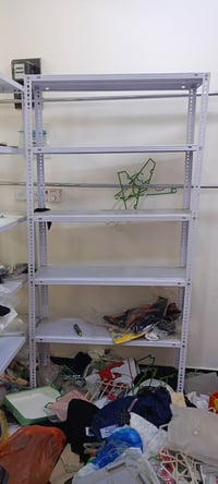 رفوف حديد • ٢م ارتفاع • ٥ قطع