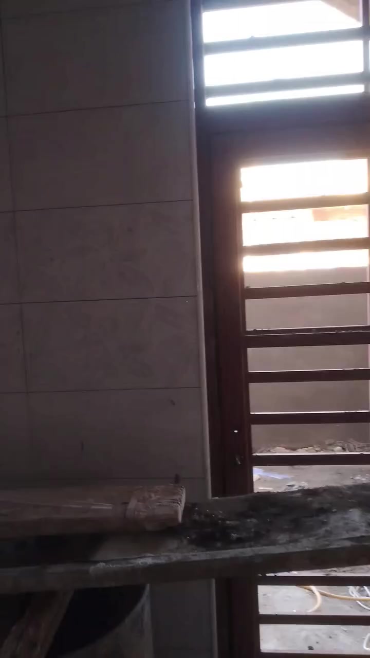 السلام عليكم
خلفه سيراميك ، بورسلين ، الواح متفرغ حالياً
اشتغل باليوميه وعلى المتر حسب الاتفاق
‏‪***********‬‏
