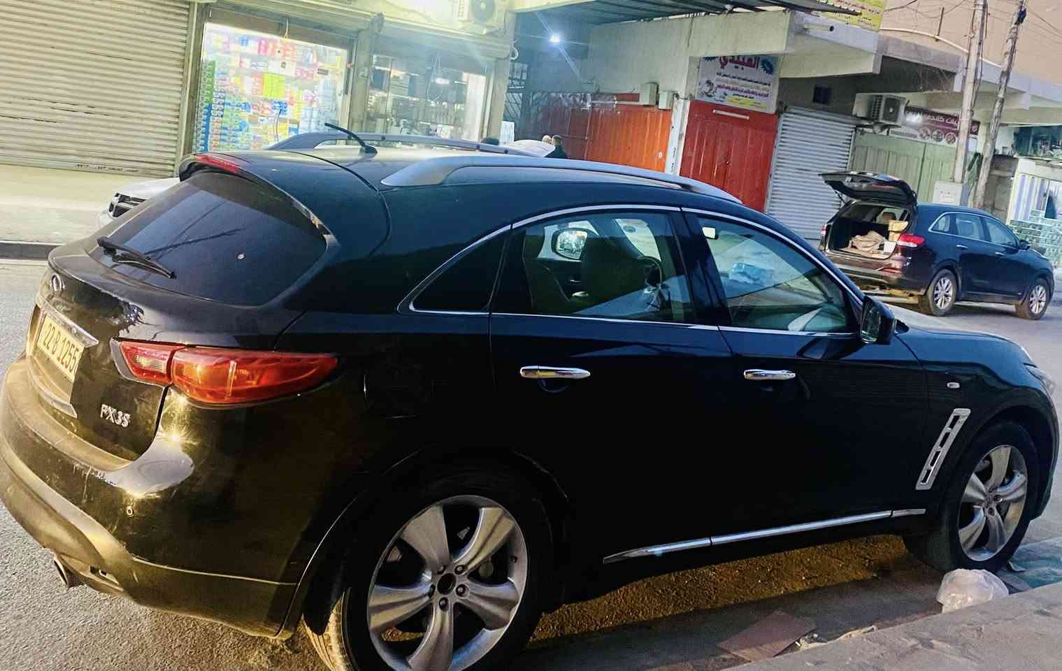 سياره فول مواصفات 1/1
انفنتي 2011 مكينه 6 سلندر 3500
5 راكب
كشنات جلد
كشنات كهربائي تدفئه وتبريد كشن
تحكم ستيرن
كاميرا مرايات جانبيه تحكم الكتروني
ويل كب
فتحه تنته بلقماره
تحكم ستيرن + مثبت سرعة
 لايت زنون
مشط ستيرن جديد
ستيرن كهرباء مع خزن وضعية السائق
فلاتر شوته جديد
سنتر لوك
كامريه 360 درجه 
داخل صاج 
راديتر جديد مع ماء اصلي
 تدفئه وتبريد شغال 
 الهزه جديه بعد خمس اشهر تقريباً بيه سياره نظيفه وجاهزه مكاني بغداد
هاتف ***********
السعر 110
