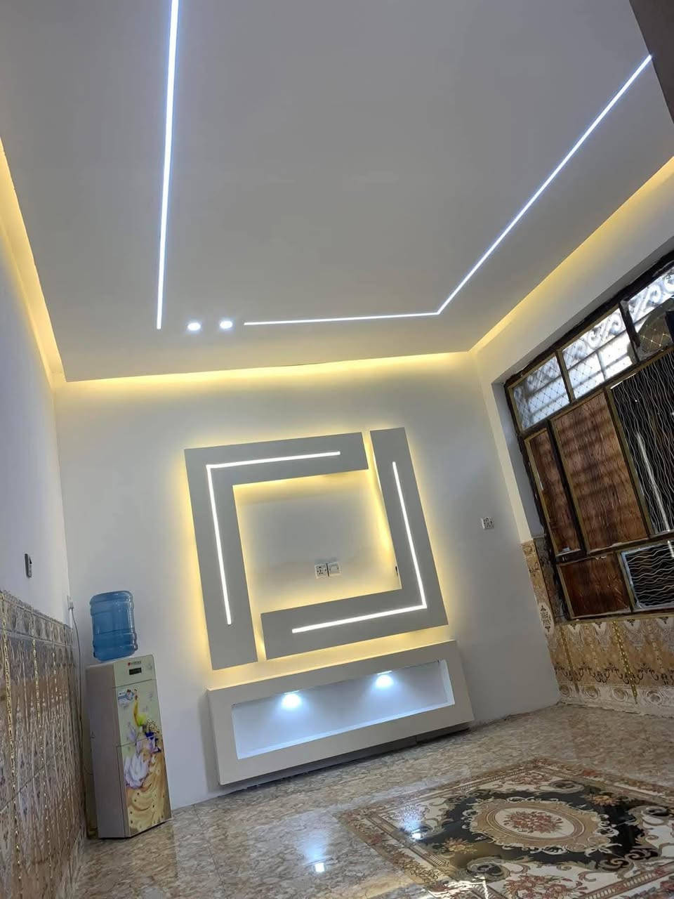 بسم الله الرحمن الرحيم ❤️
كافه أعمال الديكور 

دقة في العمل 👷🏻

مواد اصلية وحديد نوعية جيدة ✅

ديكورات جدران

كافه نقشات الملكيات ✅

سقوف ثانوية//جدران بلاستك 

أسعار مناسبة وتناسب الجميع❤️
 
كرسته وعمل✅✅

داخل مدينة الموصل او سهل نينوى 🤝🏻👷🏻

احمد //***********/واتساب✅
