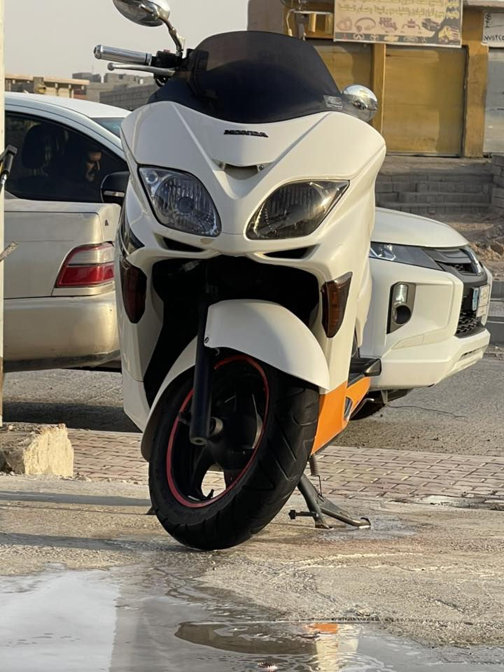 السلام عليكم 
للبيع 
فورزه 08 عميه بلاد 
دراجه مفتوحه مبدل بس بوشه 
مكينه خير من الله  سعرهة مليون و بيهة مجال بسيط 
مكان الدراجه جلولاء


**إذا كنت صاحب هذا الإعلان وتريد حذفه لأي سبب، رجاءا أرسل رسالة إلى الدعم الفني**