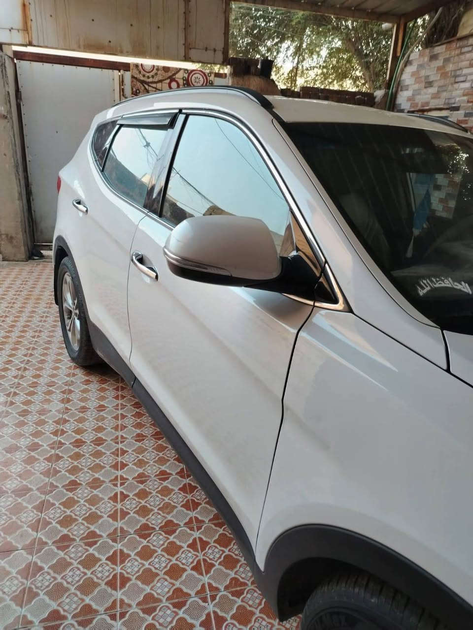 السلام عليكم سنتافي للبيع موديل 15محرك كاز بلاد بيه صفحه صبغ بدون ضربه بدون دواخل تبريد تدفه محرك جديد  رقم بغداد بسامنه *********** سعر 135
