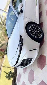 كامري LE • ٢٠٢٥ • مشي ٤٠٠٠