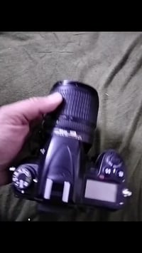 كاميرا نيكون D7000 كامل ملحقات مع عدسة زوم رياضي اضافية السعر 400 الف ...