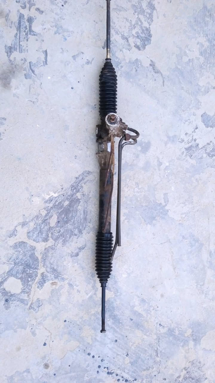 السلام عليكم مشط ستيرن سايبا نضيف جدأ ولا مجفت وضع شركه عل شرط سعره 50 /// للاستفسار ***********مكان ديوانيه
