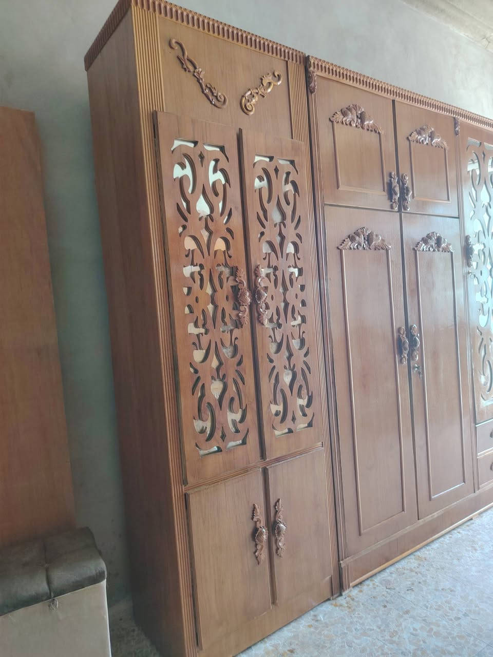 غرفه لبيع ٧٥٠الف وبيامجال ***********
