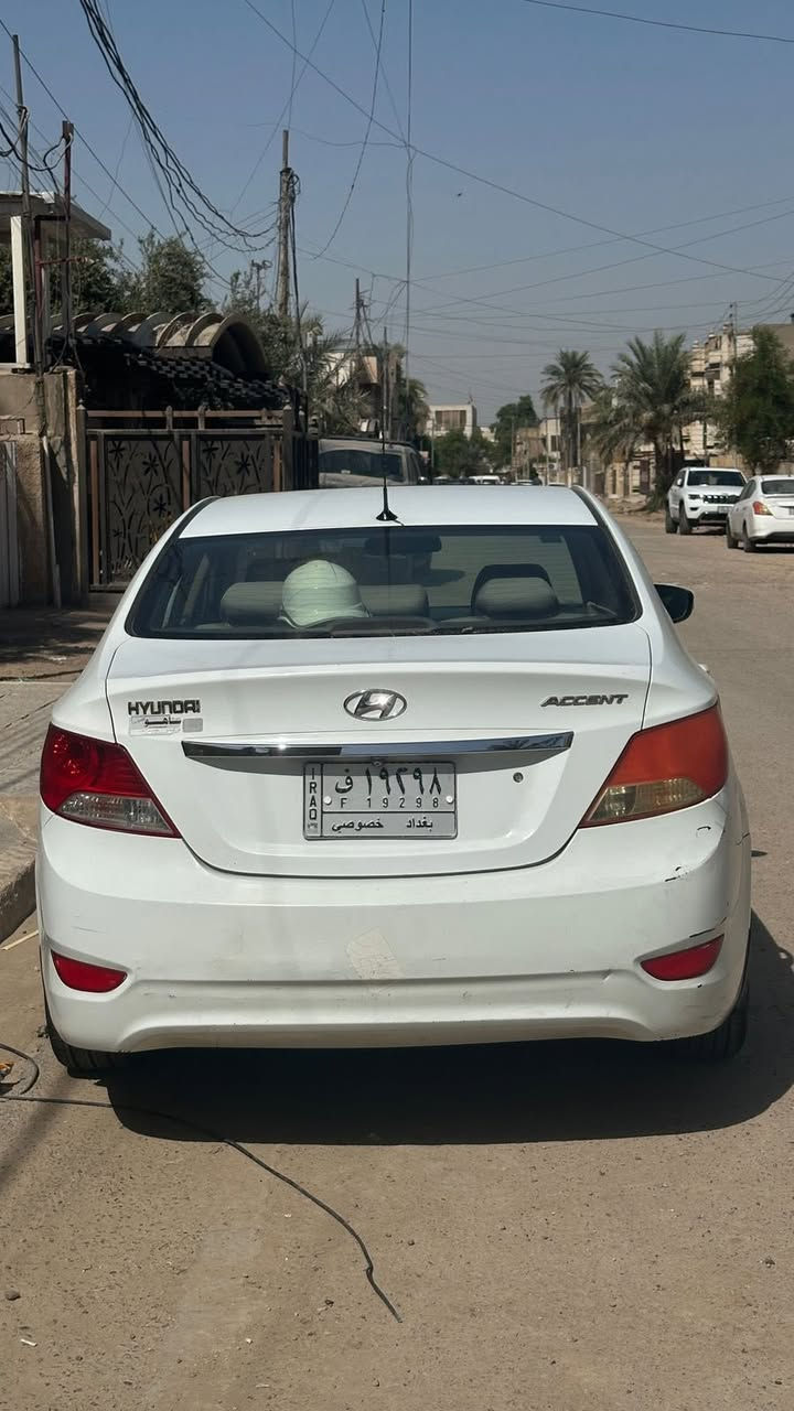 اكسنت خليجي فول 2012
السونار كدامكم اليوم سويتلها
السيارة تحتاج بعض الترتيبات (بوليش / تكحيل / دوشمه )

محرك 1600 دوش
200km
تبريد تدفئة 
نظام Eco
فتحة سقف
اشاير مري
محرك وكير خير من الله صارلها ٤ سنين يمي مداخله فيتر 
رقم بغداد سنويه نهاية 2027 تحويل بنفس اليوم
السعر 98 وبيها مجال حك الجيه

واتساب ***********
