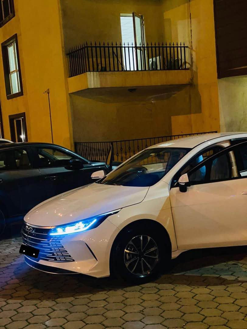 BYD Destroyerللبيع

تشغيل عن بعد 

بصمه ابواب 

كارت الدخول 

شاشه قلاب 

جام 4 اوتو 

لايتات LED

تمشيك شحن 47كيلو 

بانزين تمشيك 1125 كيلو 

سعه التانكي 47 لتر 

كشنات جلد 

كشنات رياضي 

ضررها BDR حافه الجاملغ + BDR اصبع بلباب خلف السايق

السعر 135 وبيها مجال موجود ع فيس واتس اب *********** كركوك, العراق

