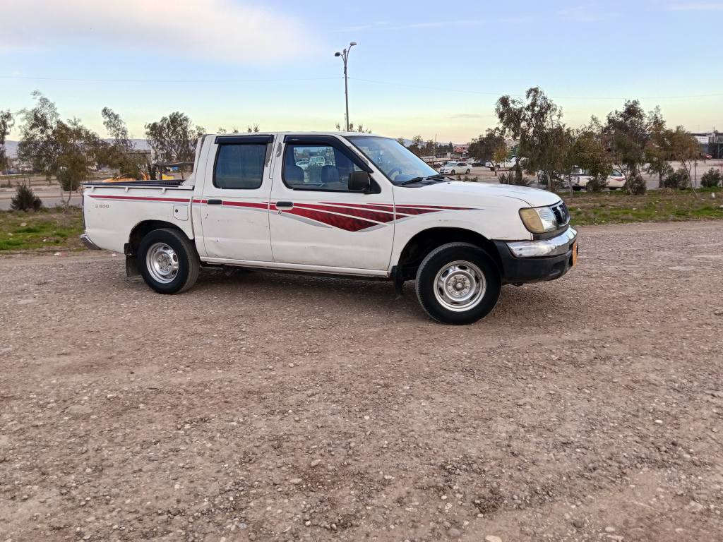 پیکاب  نیسان مۆدێل 2002سەنەوی بەسەر چوە دەعرو لێدراوی نیە مەزبوت و جائیزە قڤڵ مەرکەزی و تەبریتی ساردو گەرم پاوەری نیە سعری75وەڕەقە ناونیشان چەمچەماڵ  ژ.م  *********** شمشمل, السليمانية
