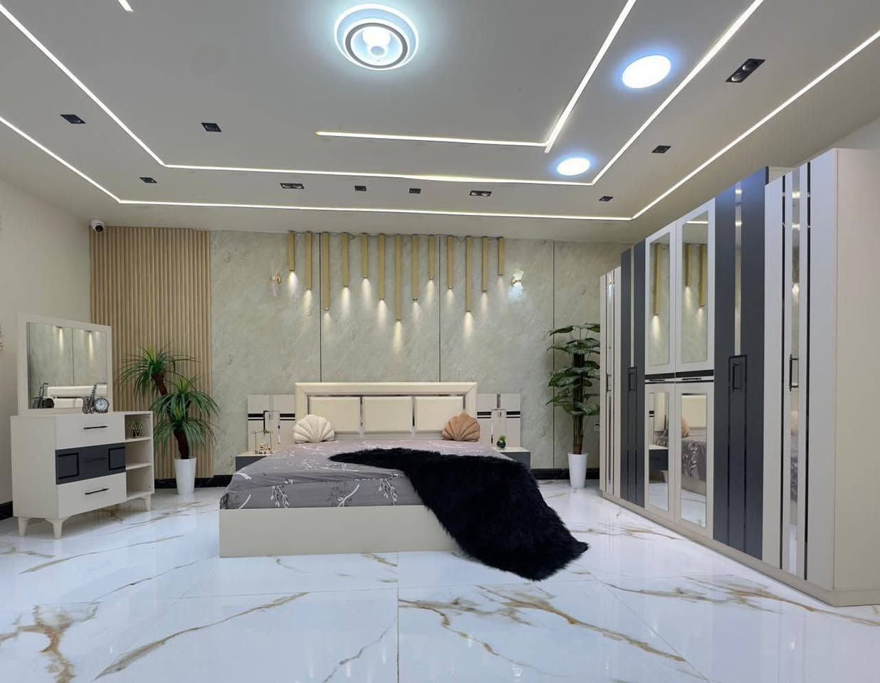 تخفيضات تخفيضات سارع للحجز بمناسبه حلول راس السنه الميلاديه تخفيضات لحين انتهاء الكمية سارع بالحجز 

❇️ 5 قطع      كنتور 220

⭕️ *الكنتور العالي*

❇️ ميز تواليت ضخم
❇️ شغل ممتاز
❇️ السرير مخزن      🇹🇷🇹🇷🇹🇷

السعر 575
توصيل بغداد مجاني أطراف 20محافظات 75
+7716640673
للتفاصيل مراسلة البيج واذ لم يكن رد لاتصال على لارقام تاليه 
***********
***********
