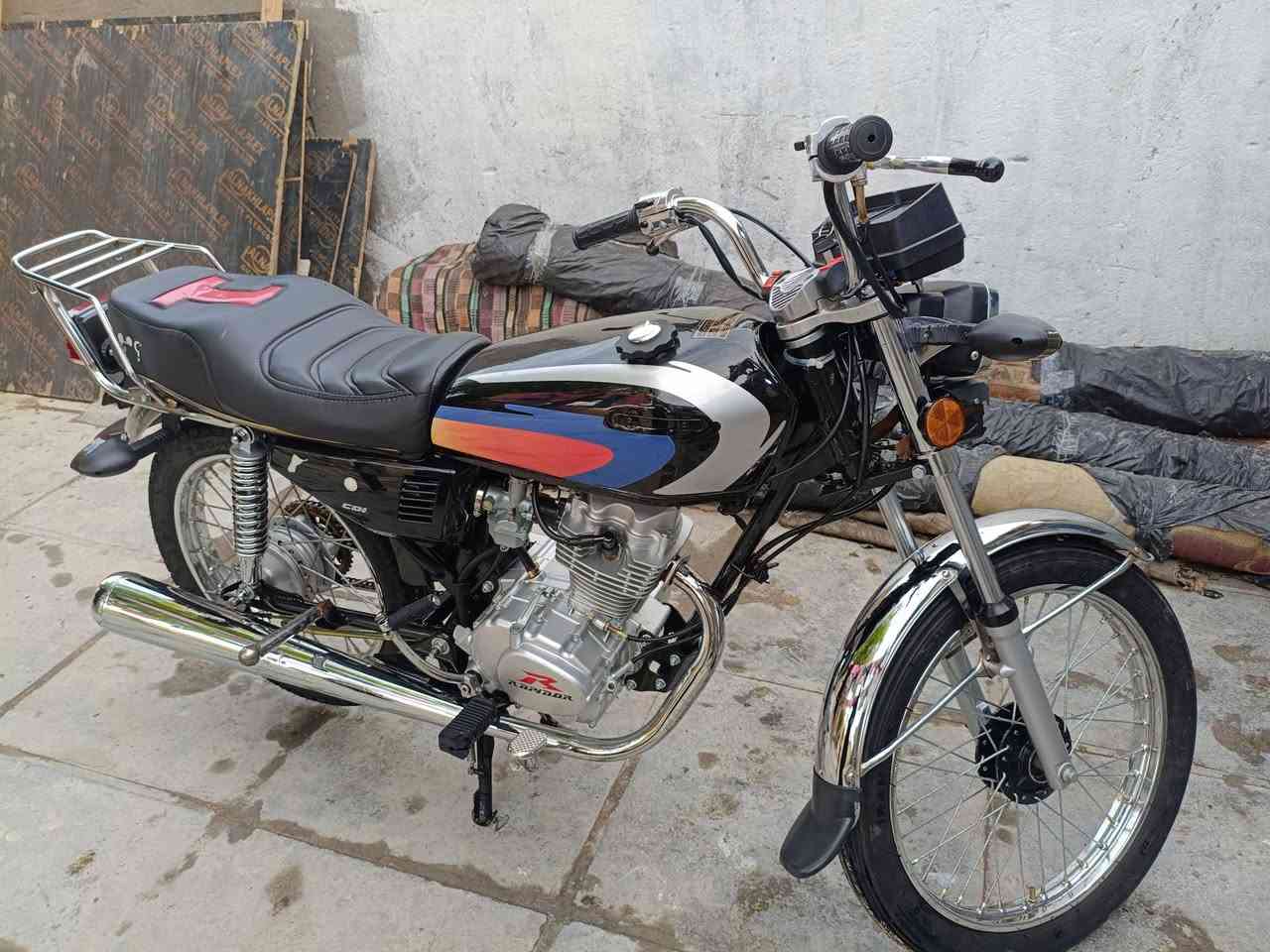 رابيدو حرف R الشلامجه المكينه جديده صالها شهر معمره الدراجه برغي ما مفتوح منها جديده جيس السعر خاص : ***********
