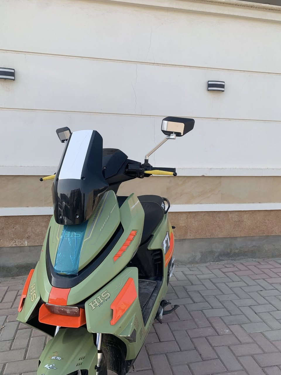 السلام عليكم موطور شحن للبيع نوع His 6بطاريات شرط الفحص تفحص وين متريد يلا تأخذ الموطور جديد حيل بمعنى الكلمه لايت زينون عالي ناصي اشاير يمنى يسرى كله شغال دبل إشاره تحديد عطل بي Rرجوع إلى الخلف تثبيت سرعه  +بلاتوث *خوذه &وچادر سويجين بصمتين كارتين السعر 650بي مجال بسيط جداً العنوان الرمادي التاميم قادسيه الأولى للاستفسار اتصل***********
