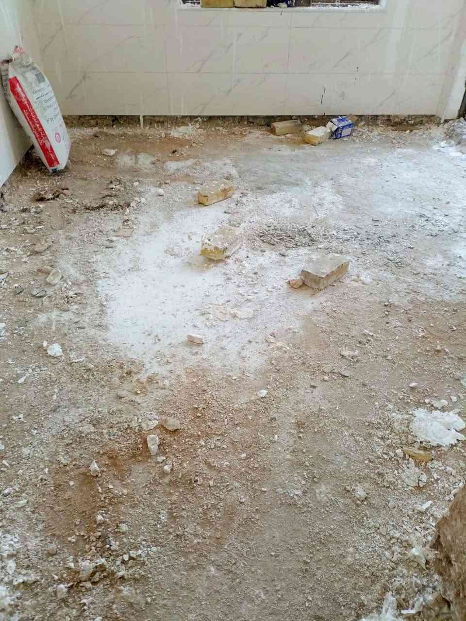 تنضيف البيوت من الانقاض للاستفسار الاتصال ع رقم ***********
