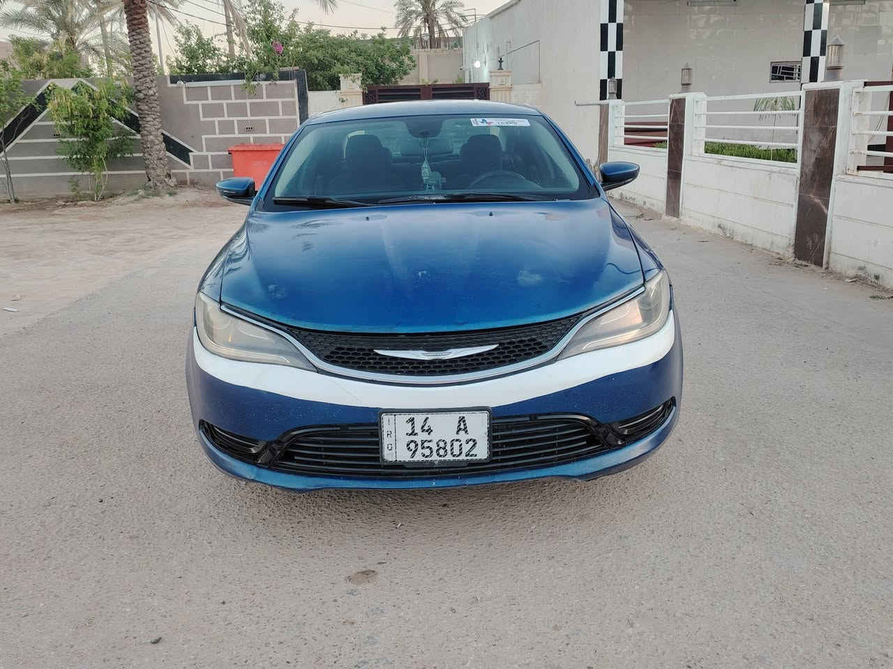 سلام عليكم
سي 200 موديل 2015 
محرك 2400 كير ماوس حداديه
 حادث بتيد وجاملغ بدون دواخل وبيه مكانات صبغ بلا ضرر
مواصفات معروفه بصمه شاشه كامرة سيارة مشروع وطني اي مرور تداور

السعر 72 وبيها مجال بسيط 
***********
