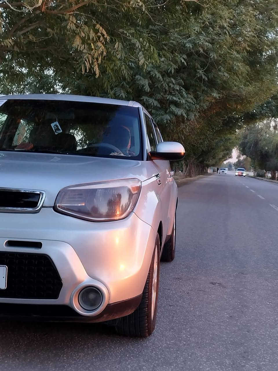 السلام عليكم
سول 2015 أمريكي 
مكينه gdi 2000
كير مكفول 
دواخل السياره كله نضيف
دوشمه جديده 
شاشه 
السياره جاهزه 
مكان السياره (بابل)
سعر السياره 115$ورقه وبيه مجال .
الشراي يتصل على هذه الرقم ***********
