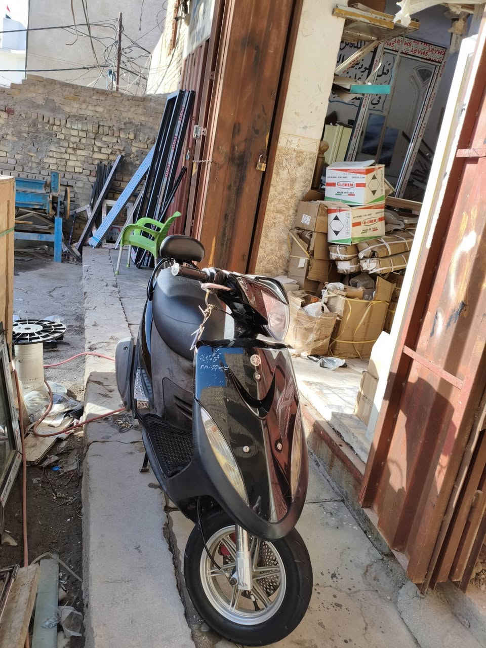 التوضيح بدون وياله نجمه
عدله للبيع كفاله السعر950
ختم واحد شرط مامفتوح برغي 
مابيها اي نقص كلشي بلاد 
#رقمي ***********
#تفاصيل_أكثر_خاص
