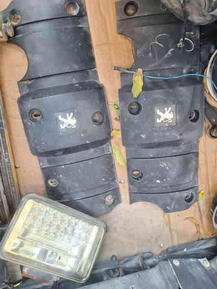 السلام عليكم عندي غراض بيجو فرنسي 307 (١ راديتر مي ،راديترات تبريد٢ ،مازدات ٤ ،حاضن رئيسي للتبريد هوه ول مروحه ، شوته كامله مع هوز،بكلايتات خلفيات ٢ تعبانات ؛ دسكات اصليه ؛عبوه جاهزه مع الفيتبم السعر كلهن ب٢٥٠ العنوان كربلاء للستفسار ***********
