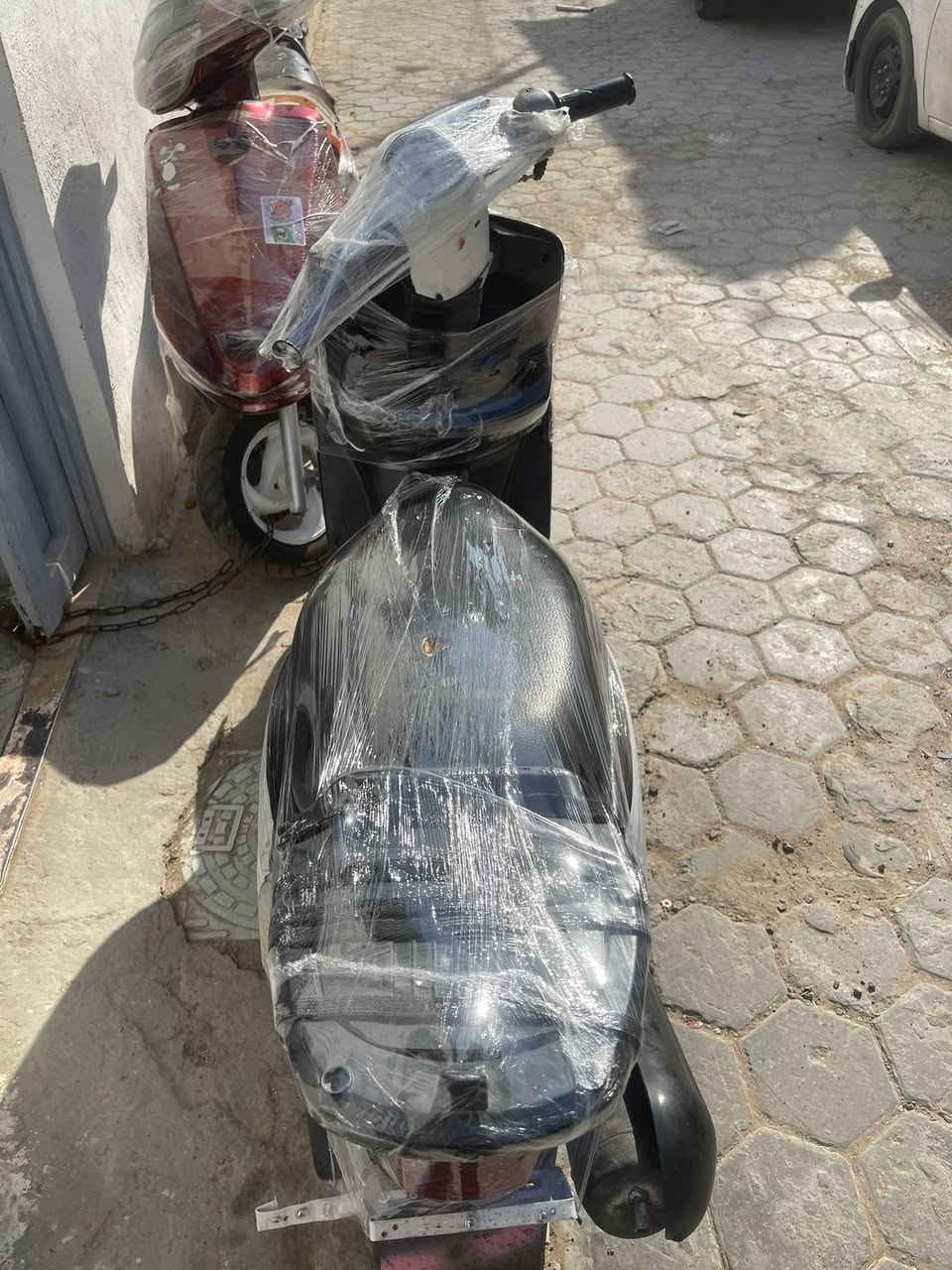 السلام عليكم دراجه بوليس للبيع نكره سلف كهربائيات كله  شغاله عداد بانزين بريكات دراجه كامله السعر 420 وبيه مجال الشراي خاص وبخدمته اني مكاني نجف وهاذا رقمي

‭***********
