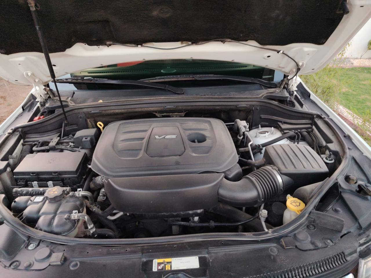 السلام عليكم جيب لمتد فول قمارة جام دبل سلايت موديل ٢٠١٨ كلين بيه كلير بامريكا فقط قطعين وليس بلعراق وموجود السونار مكفولة من اي عيب رقم سليمانية ماشيه ٧٠ السيارة جديدة السعر ٢٠٠ ورقة يعني شدتين اني مكلف بلنشر للاستفسار ***********
