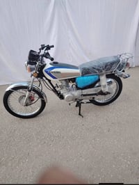 دراجة • موديل 2022 • أوراق