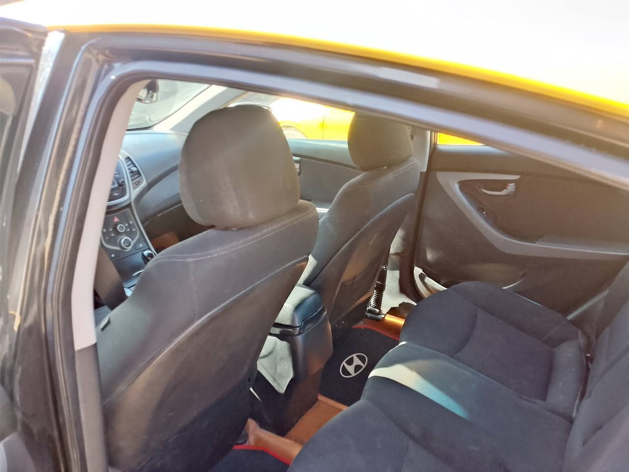 سلام عليكم النترا موديل 16فول تفاصيل تصال على رقم ***********
