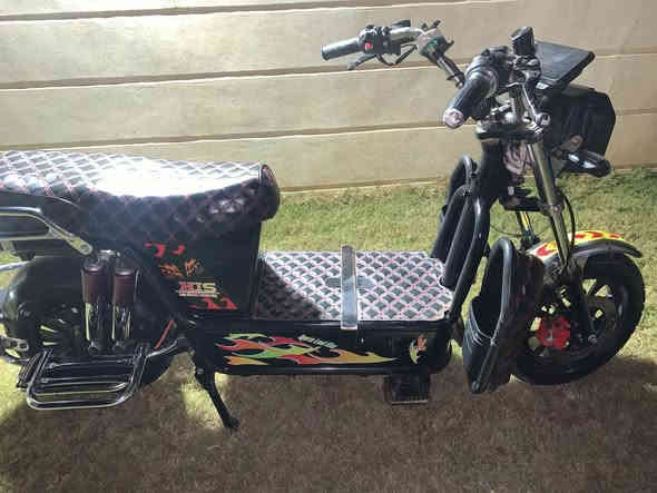 السلام عليكم ماطور شحن للبيع 
ماطور كلشي ما عايزه تشغل وتمشي 
حجم كبير مبدل بطاريات قبل شهر 40 كيلو يمشي 
مكاني تكريت القادسيه رقمي *********** السعر خاص
