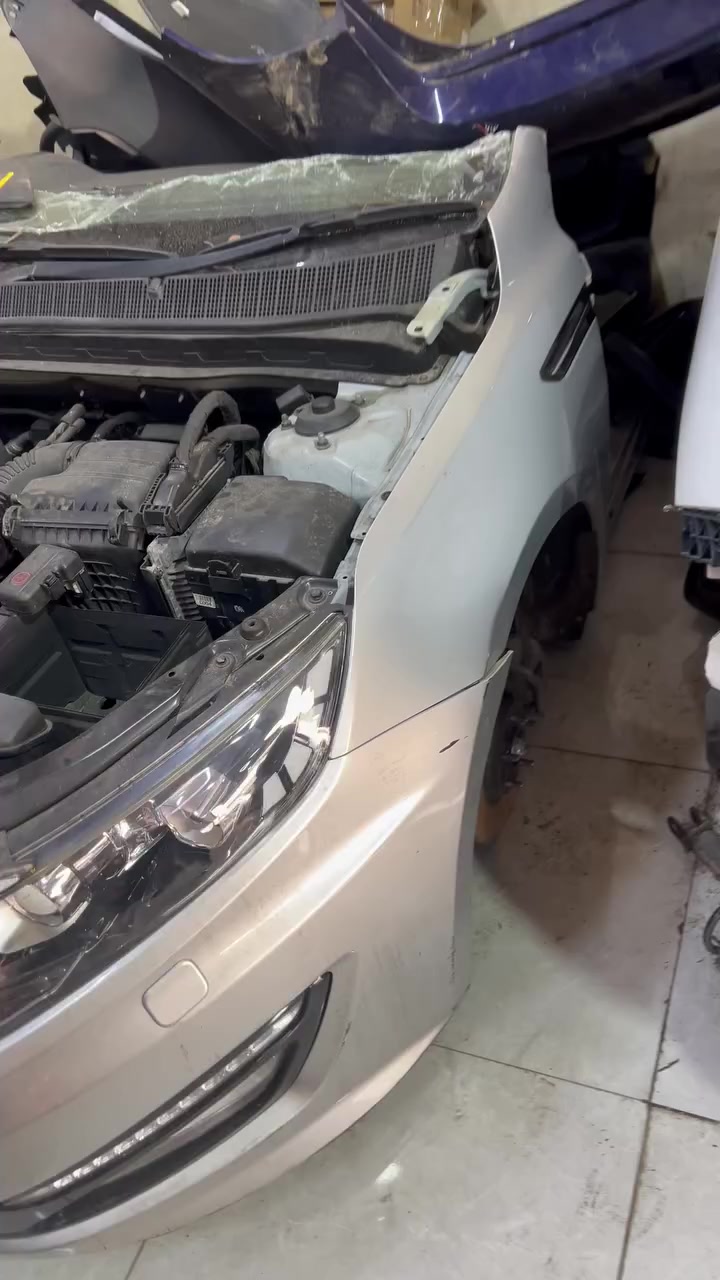 السلام عليكم وصول حاويه ادوات احتياطيه تفصيخ خليجي الوان مطابقه بدي وميكانيك وكهربائيات كامله صدر امامي خلفي 
البياع الحي الصناعي الشارع الثاني 
***********
